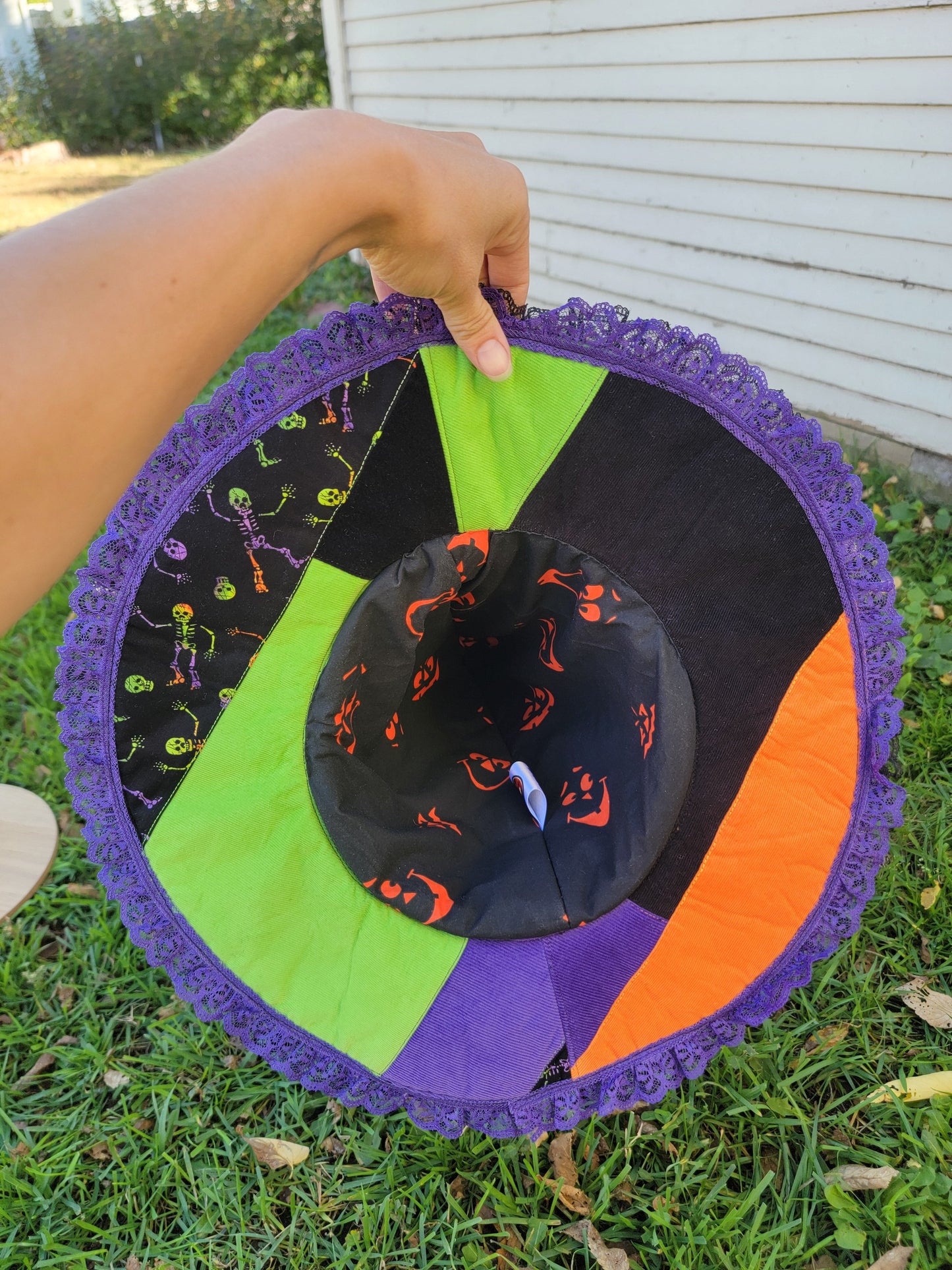 Kitty Witch Hat - Nothing is as it Seams