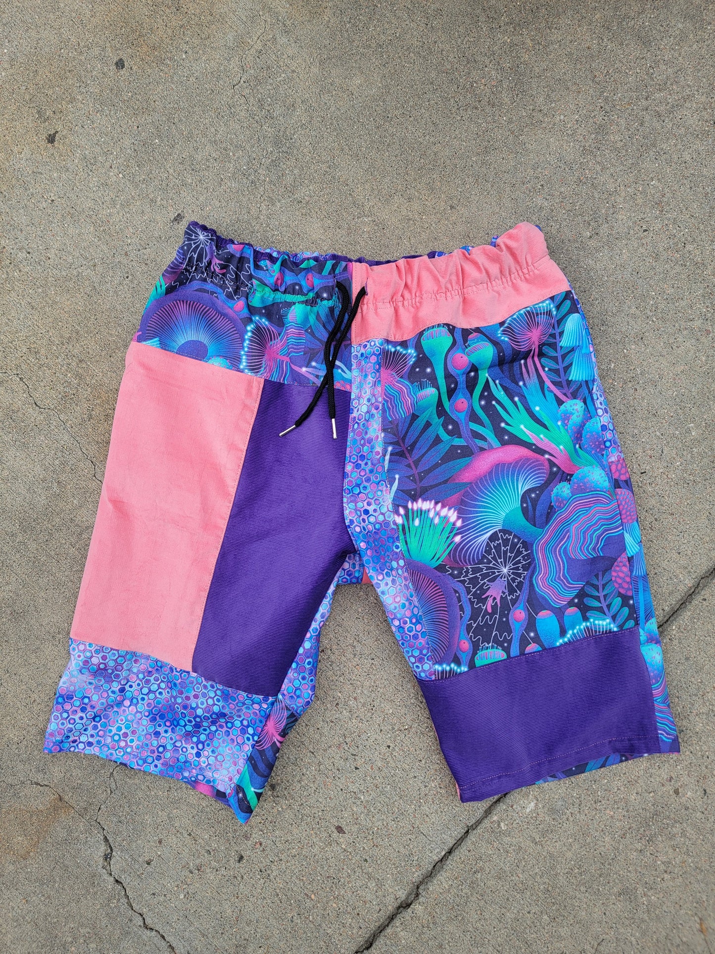 (L) Bread Patchwork Shorts - Nothing is as it Seams