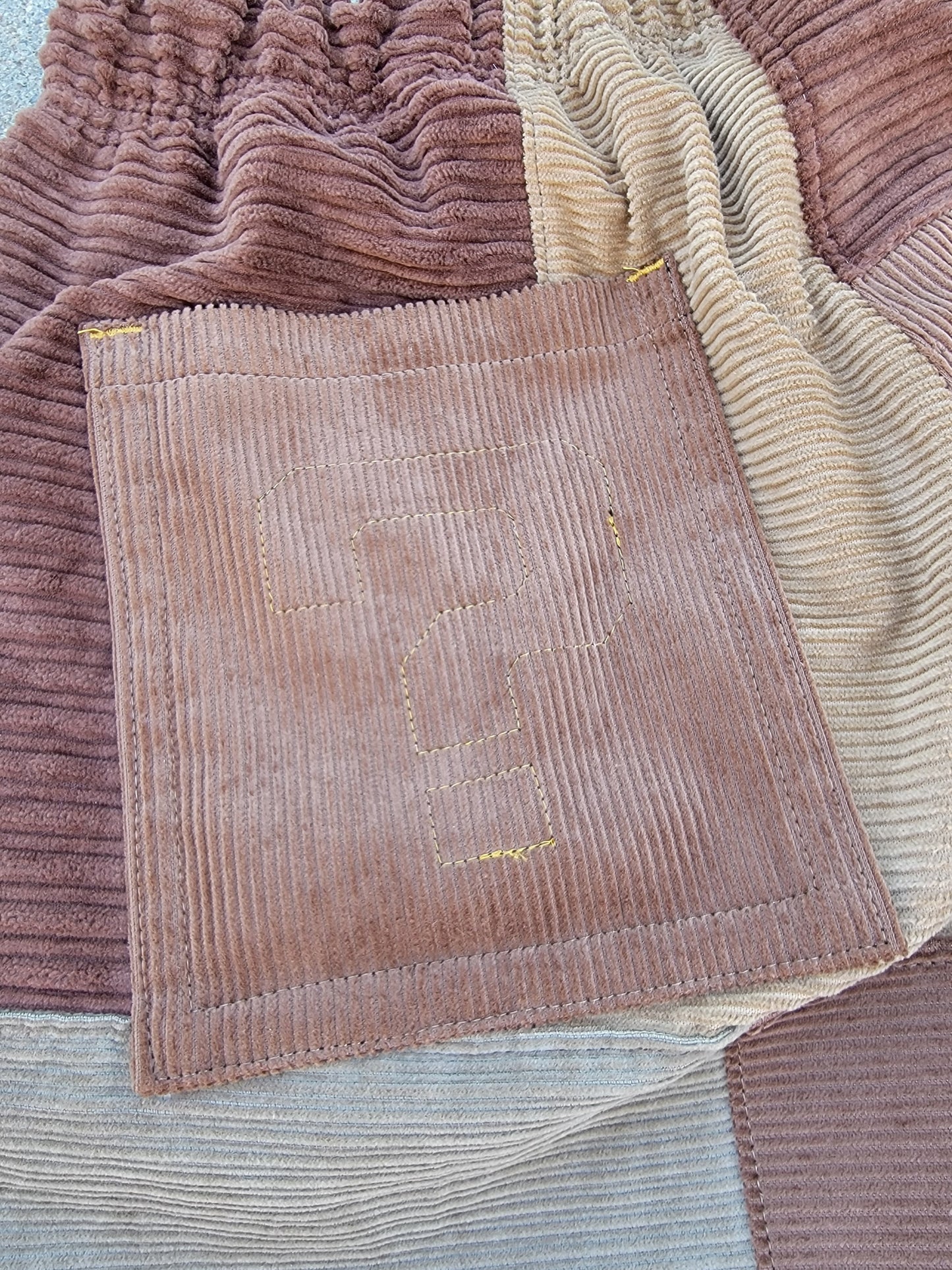 (L) Psilly Questions ??? Patchwork Shorts - Nothing is as it Seams