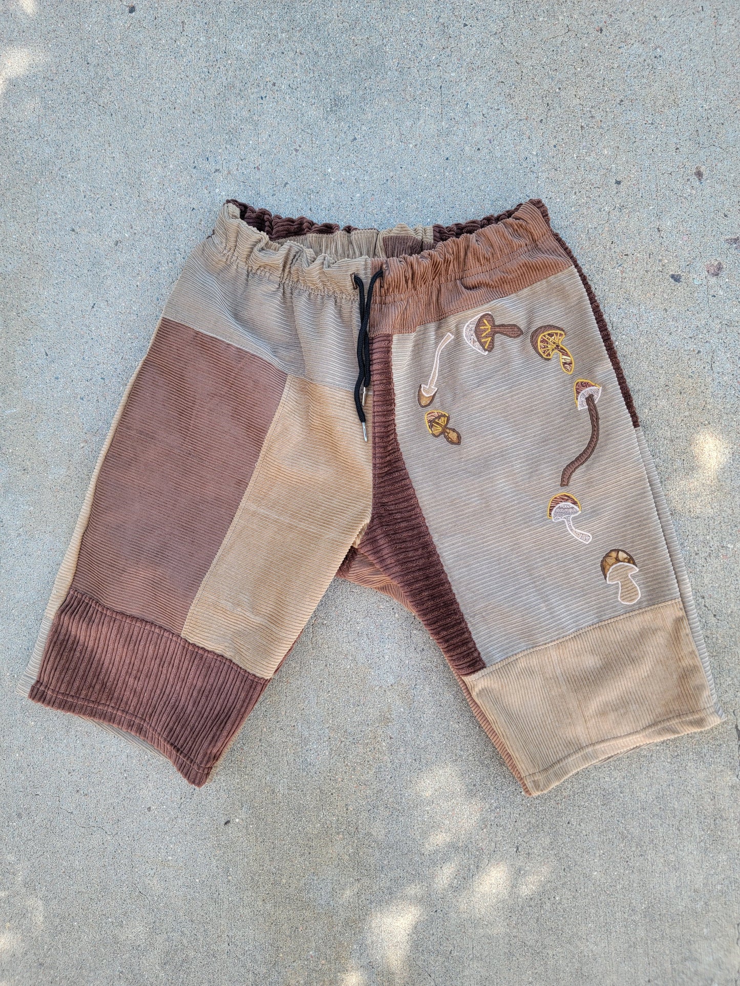 (L) Psilly Questions ??? Patchwork Shorts - Nothing is as it Seams