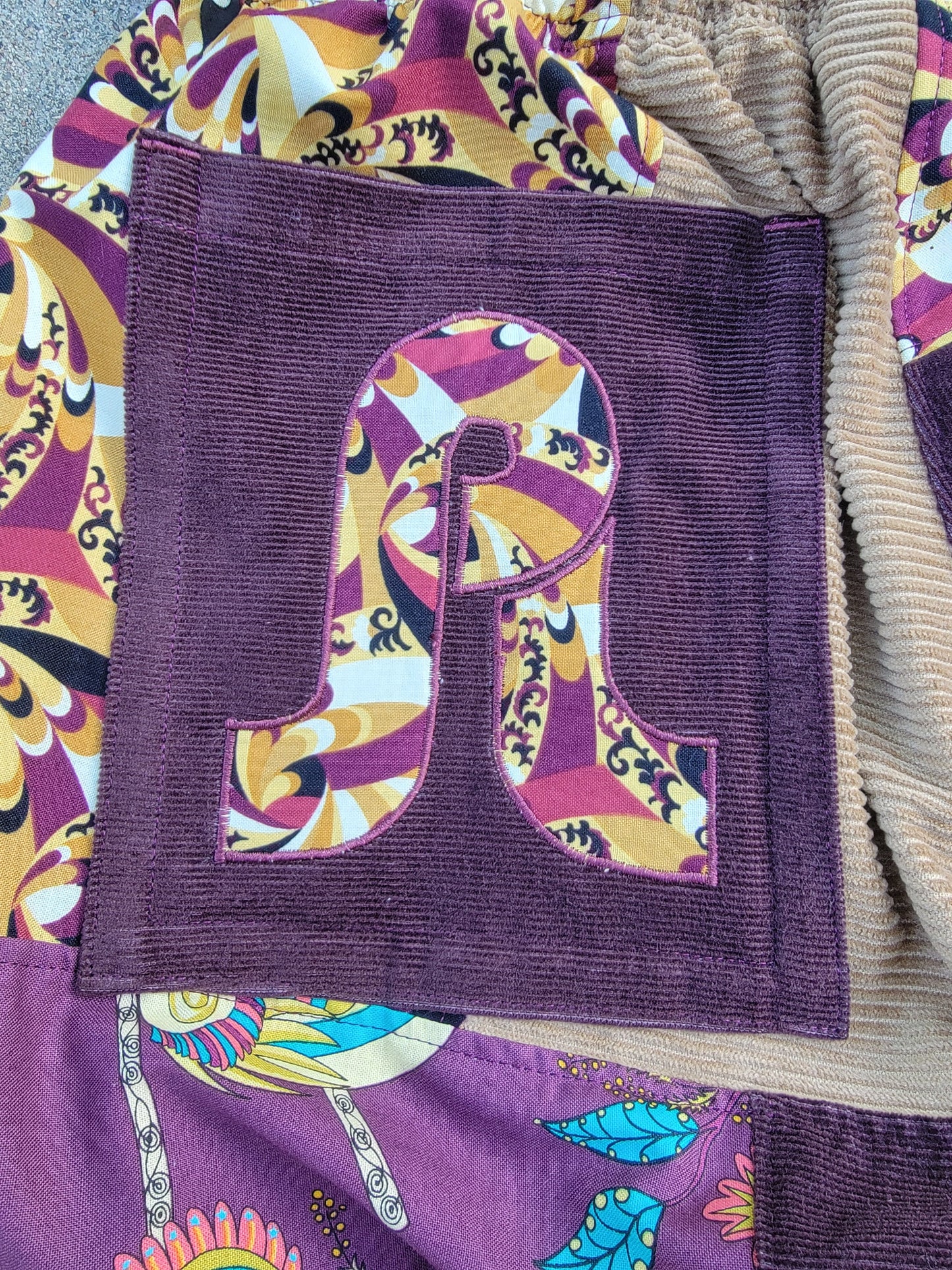 (M) PL Patchwork Shorts - Nothing is as it Seams