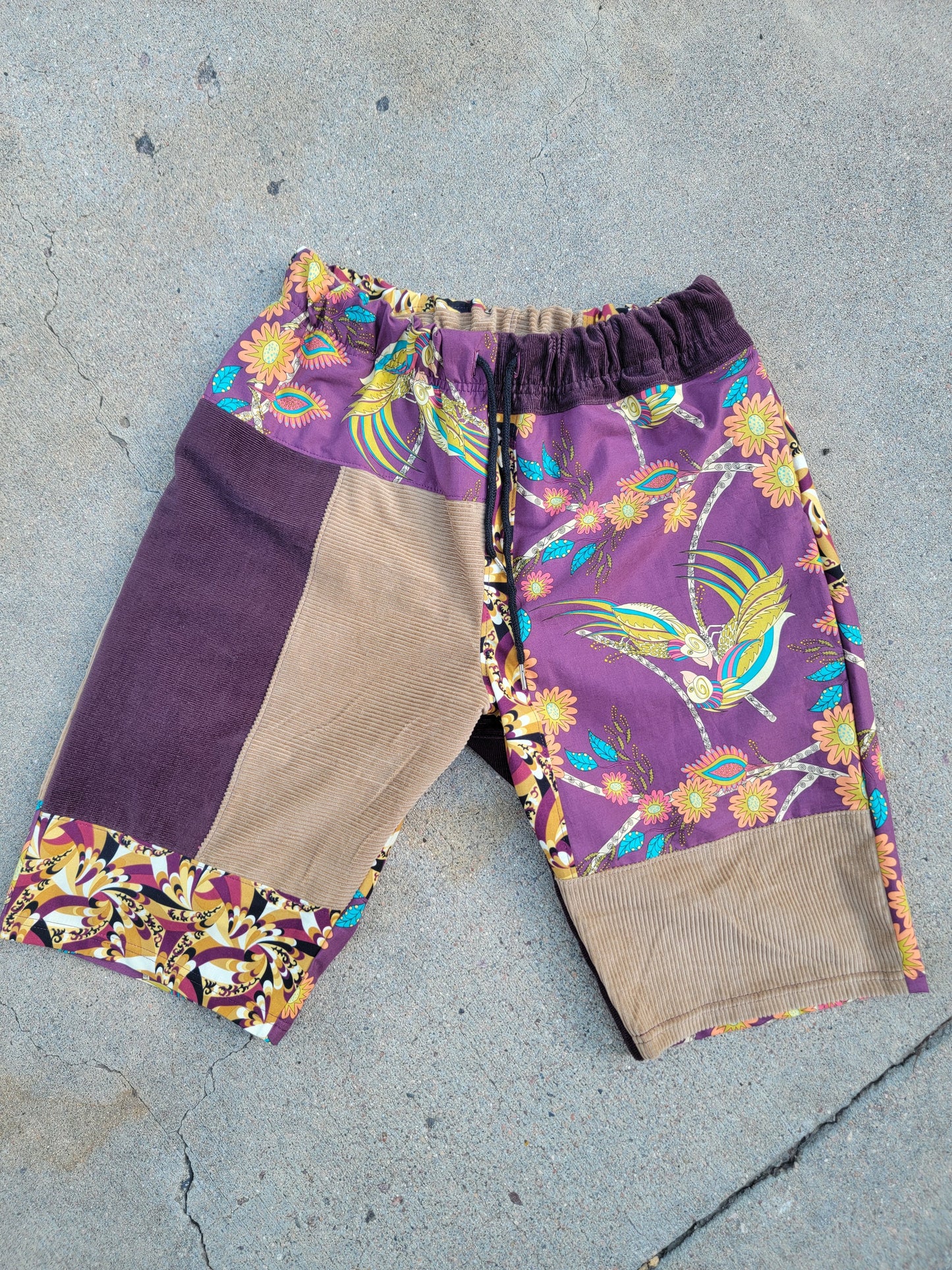 (M) PL Patchwork Shorts - Nothing is as it Seams