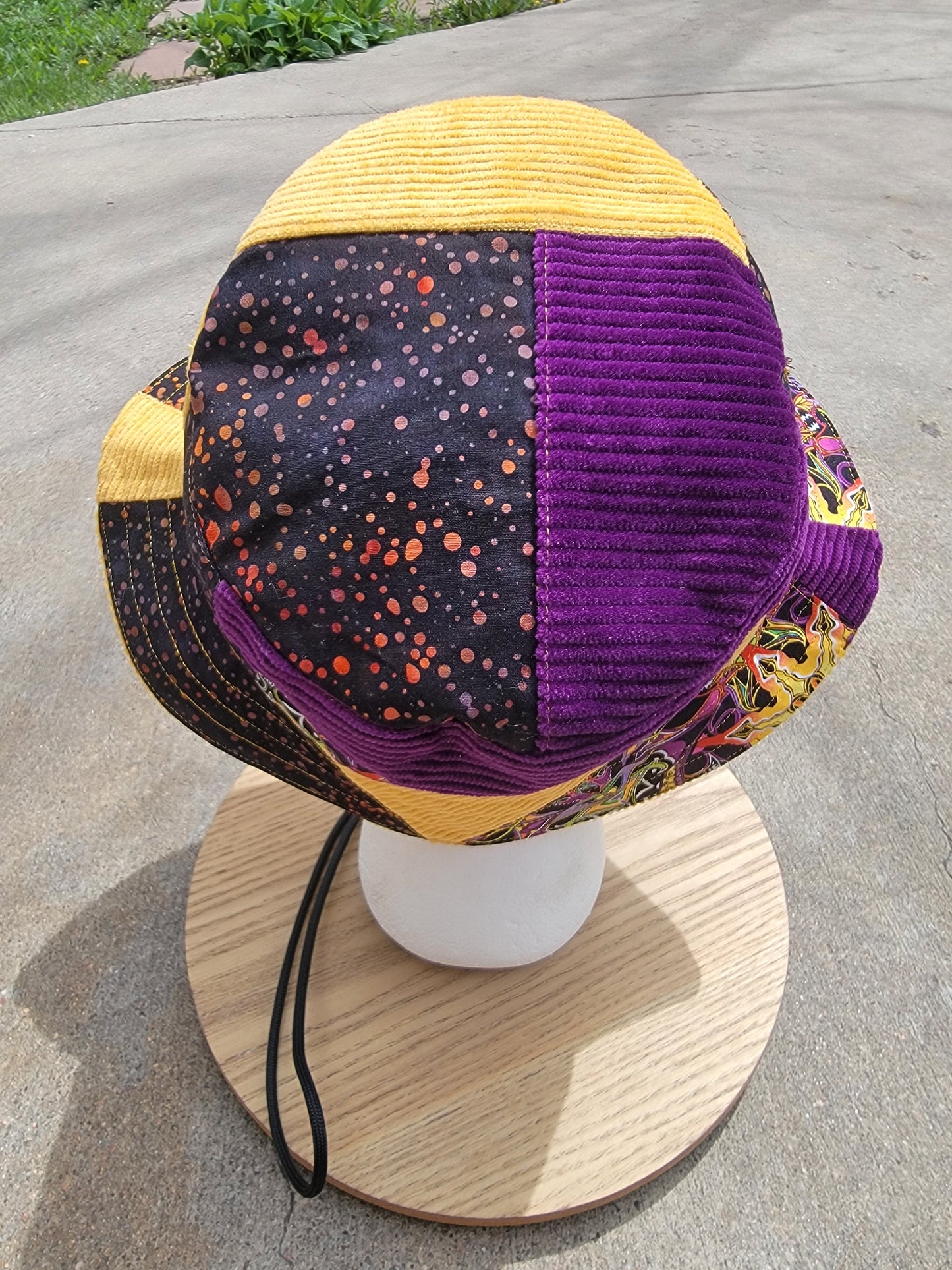 Mandala Madness Bucket - Nothing is as it Seams