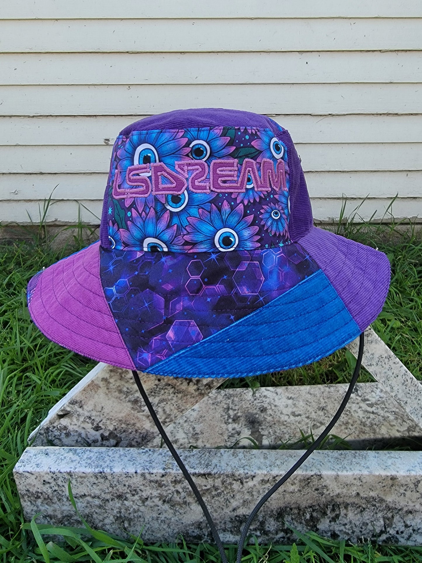 Mixed Berry LSDREAM Boonie - Nothing is as it Seams