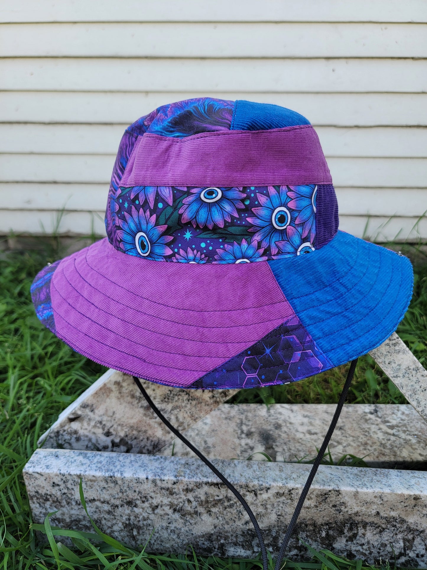 Mixed Berry LSDREAM Boonie - Nothing is as it Seams