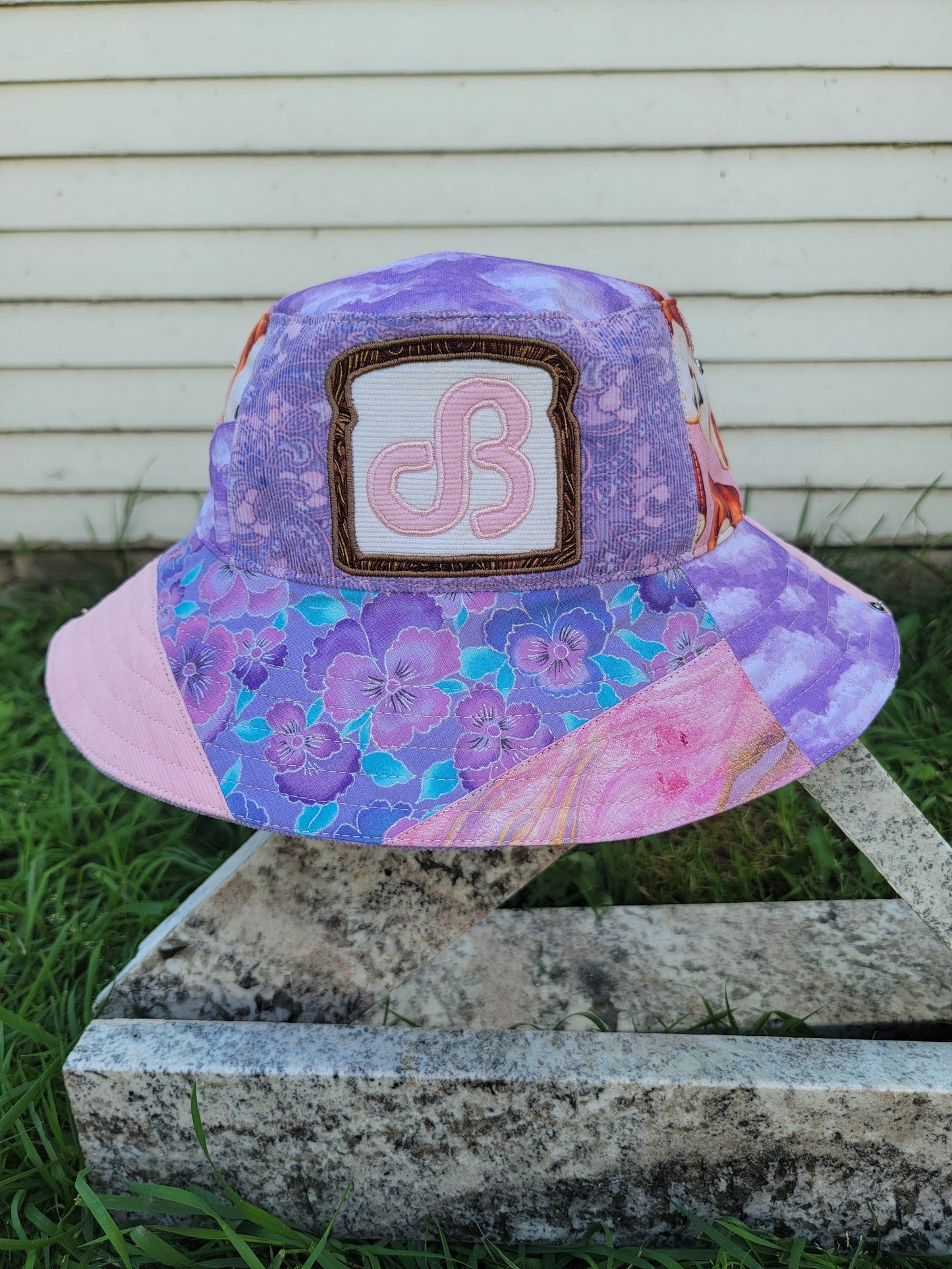 Purple Clouds DB Boonie - Nothing is as it Seams