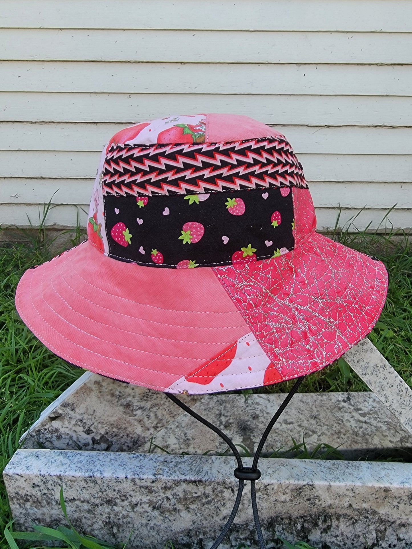 Strawberry Shortcake DB Boonie - Nothing is as it Seams