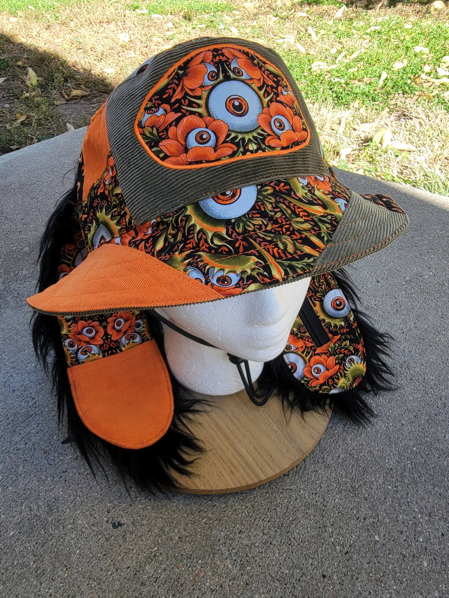 Venus Eye Trap Bunny Bucket - Nothing is as it Seams