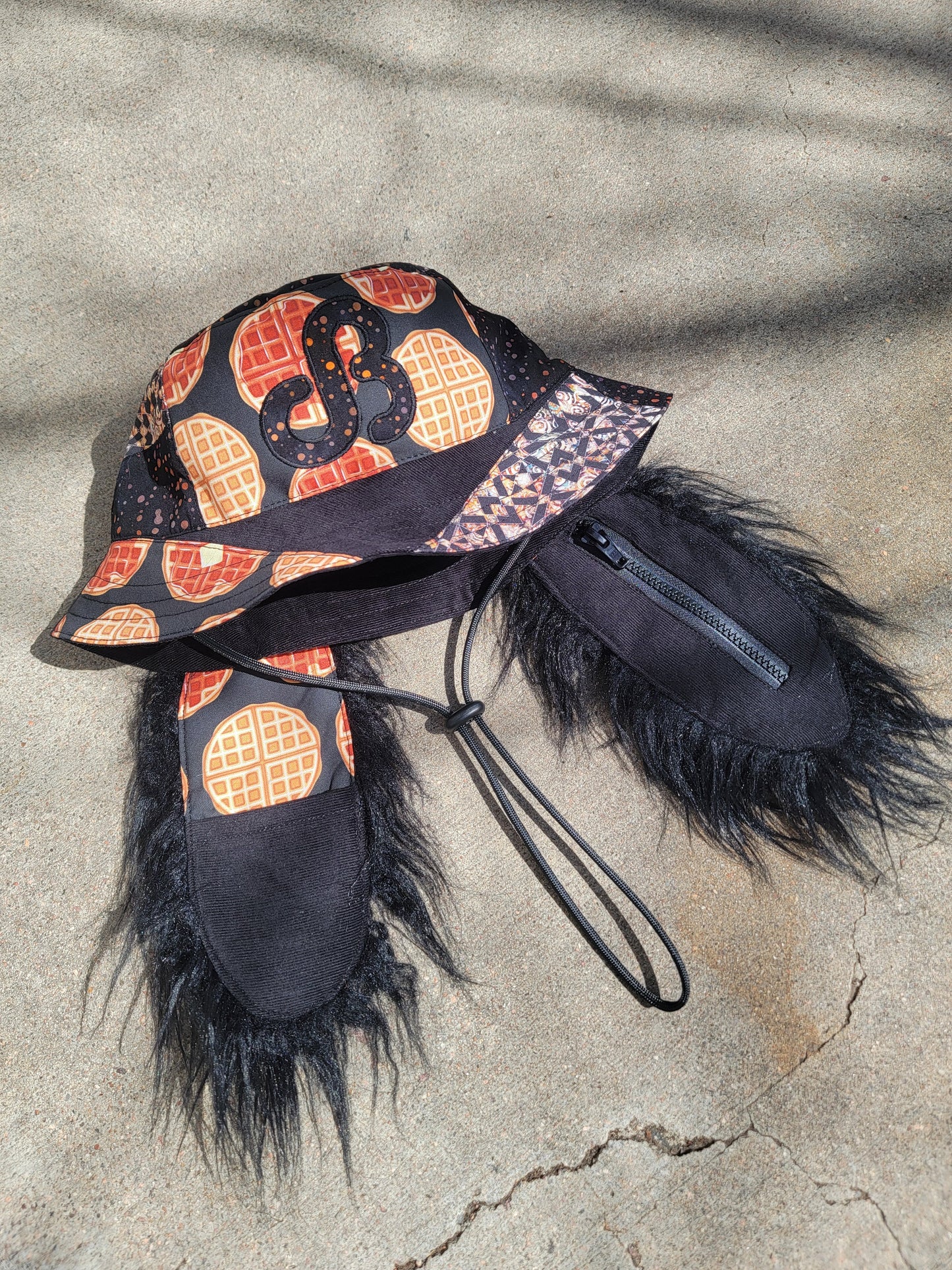 Waffle Warp DB Bunny Bucket - Nothing is as it Seams