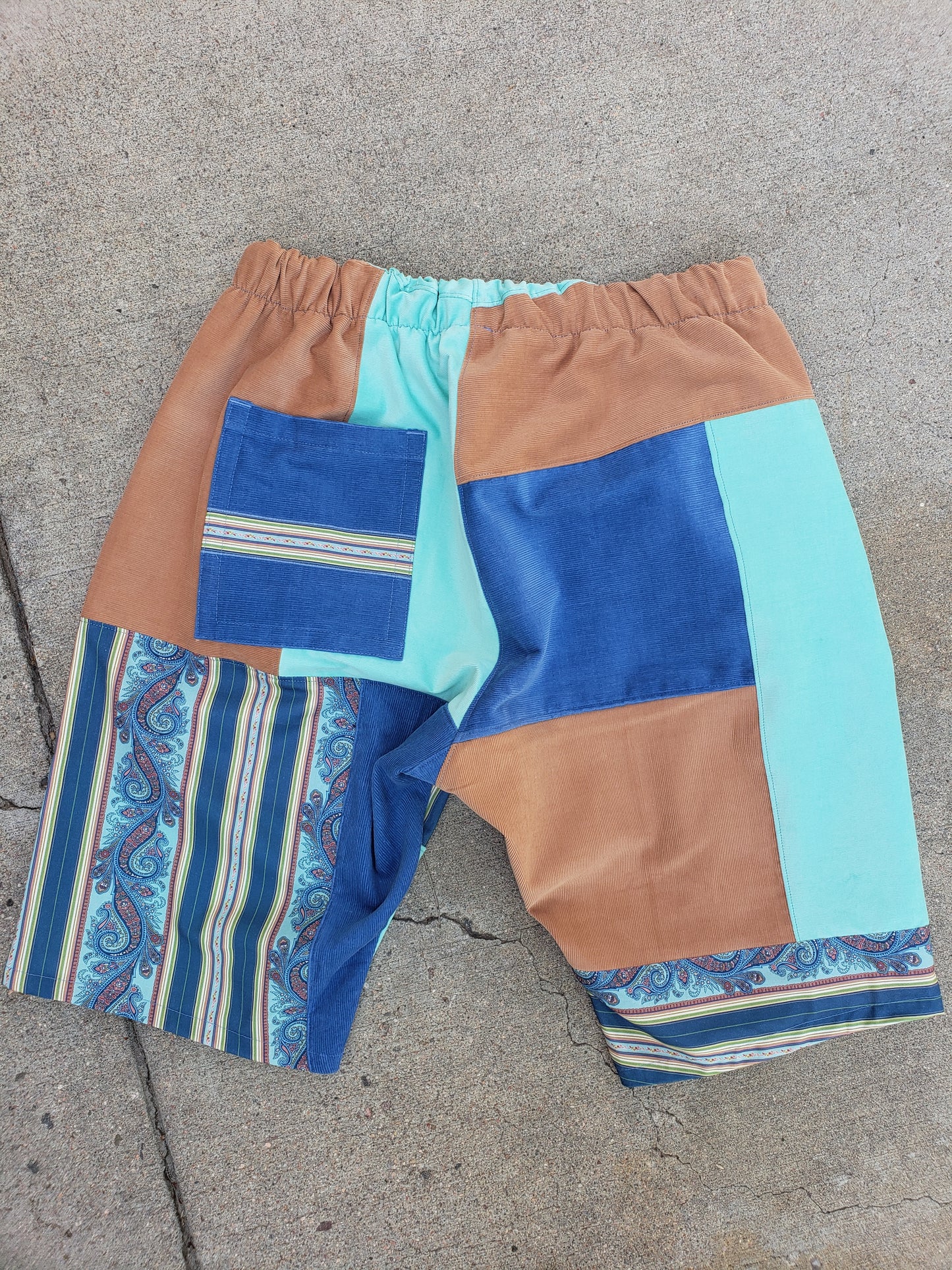 (XL) Blue Lagoon Shorts