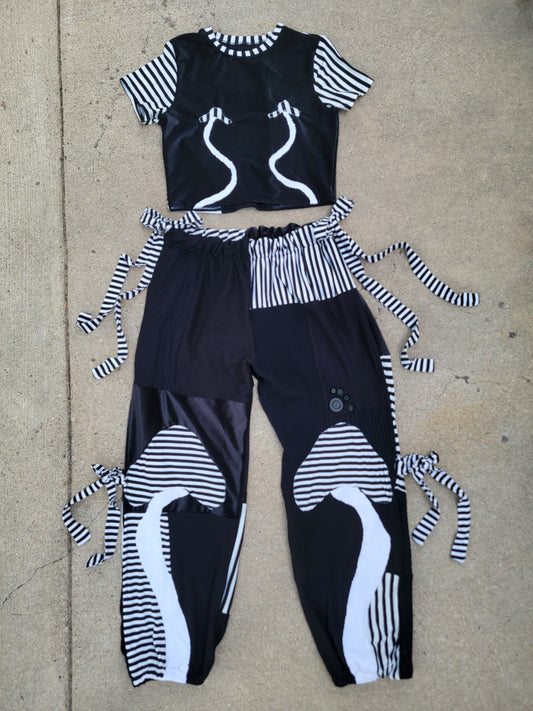 (L/XL) B&W Patchwork Crop Tee & Side-Tie Pants