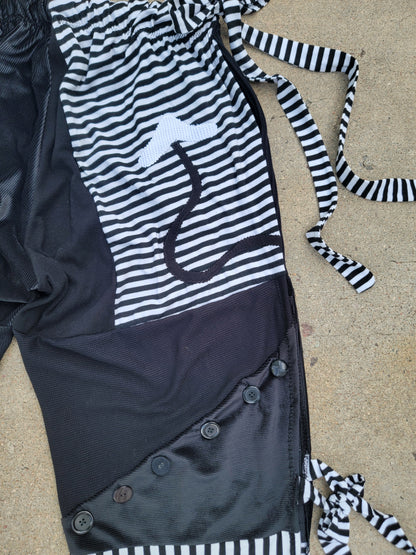 (L/XL) B&W Patchwork Crop Tee & Side-Tie Pants
