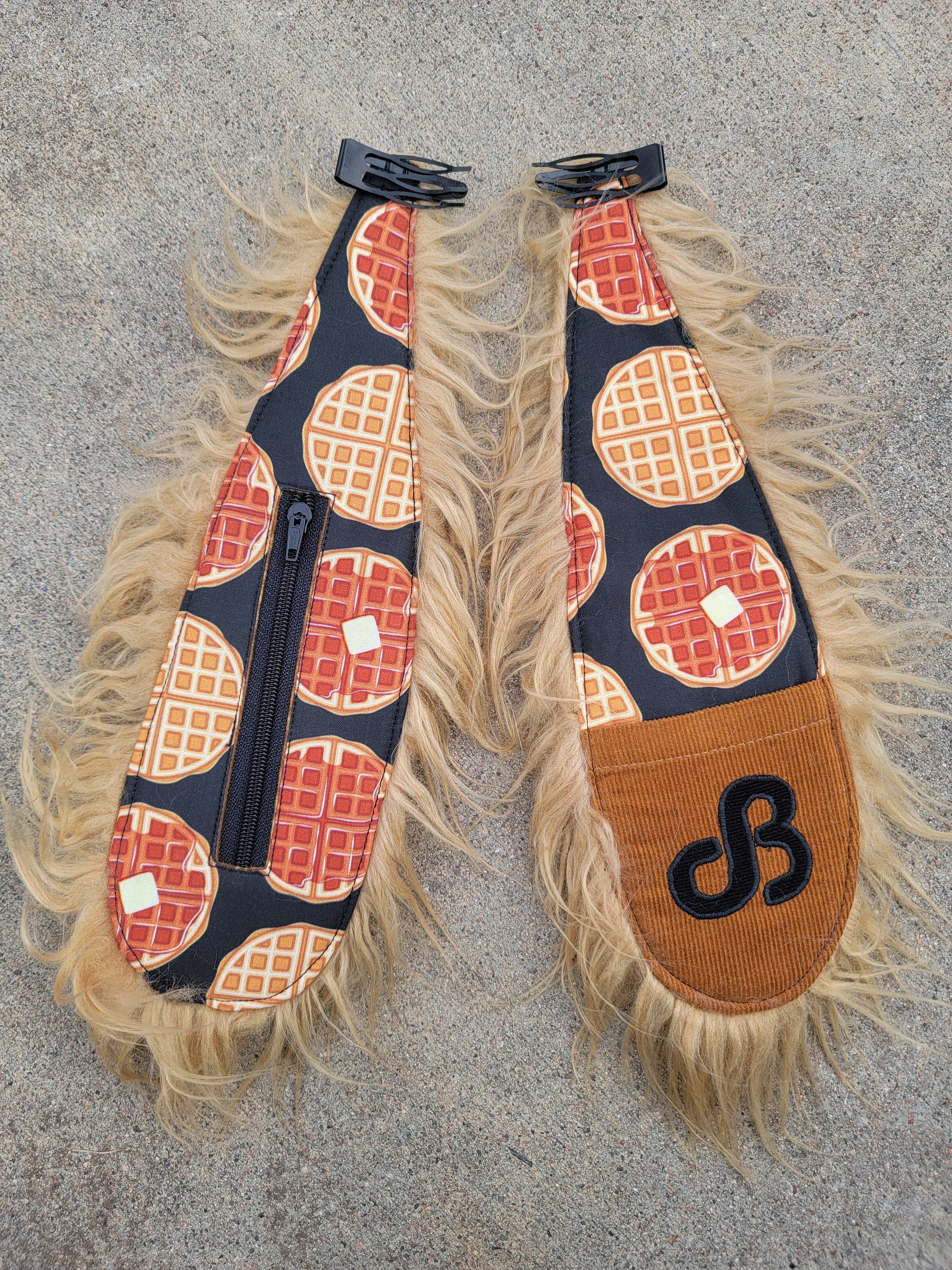 Clip - On Bunny Ears 26 - Nothing is as it Seams
waffle print with a daily bread patch, tan faux fur bunny ears. pocket on each ear, one having a zipper. sewn onto heavy duty hair clips