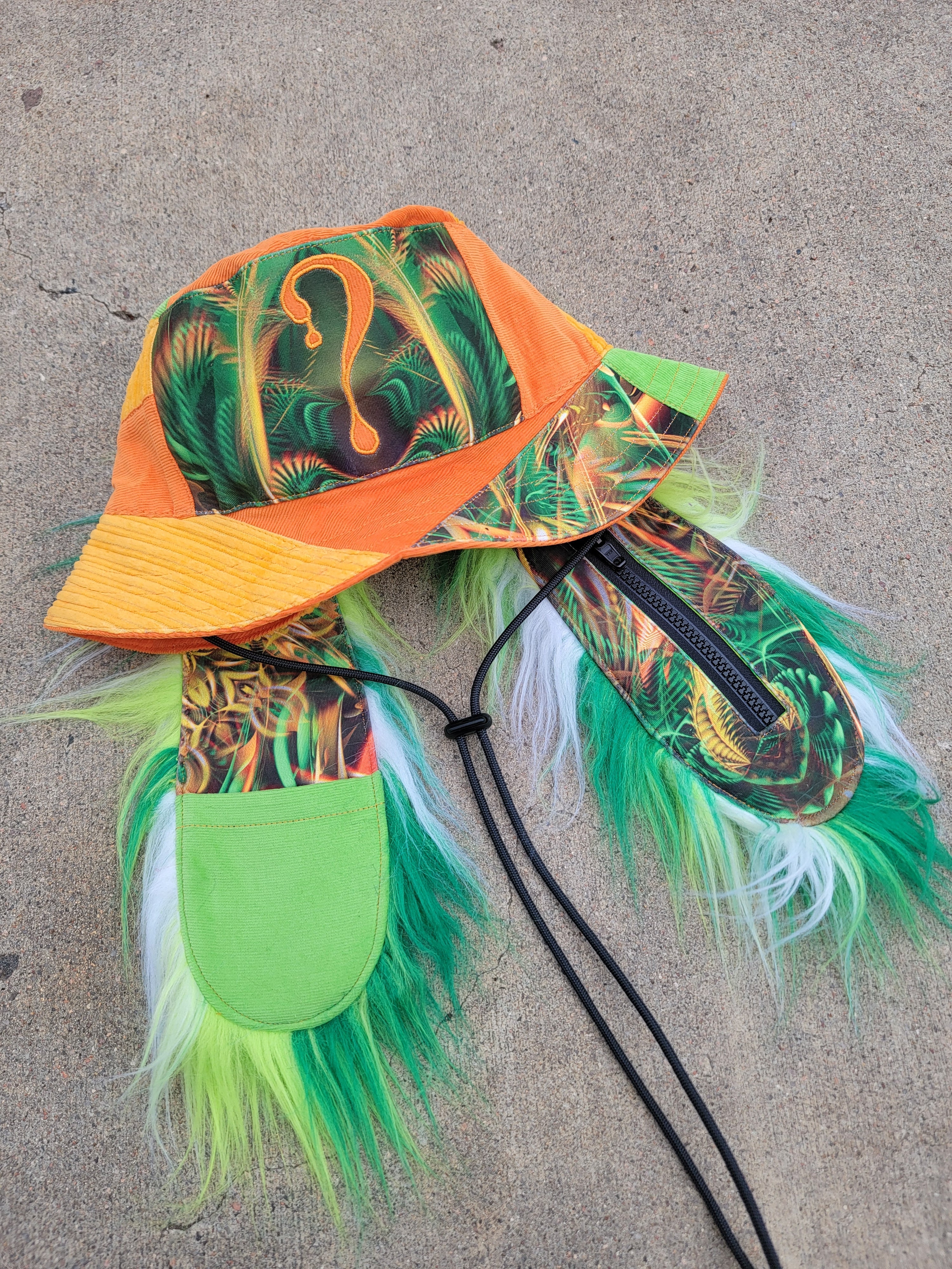 Cracking the Seed x Dripper Bunny Bucket - Nothing is as it Seams