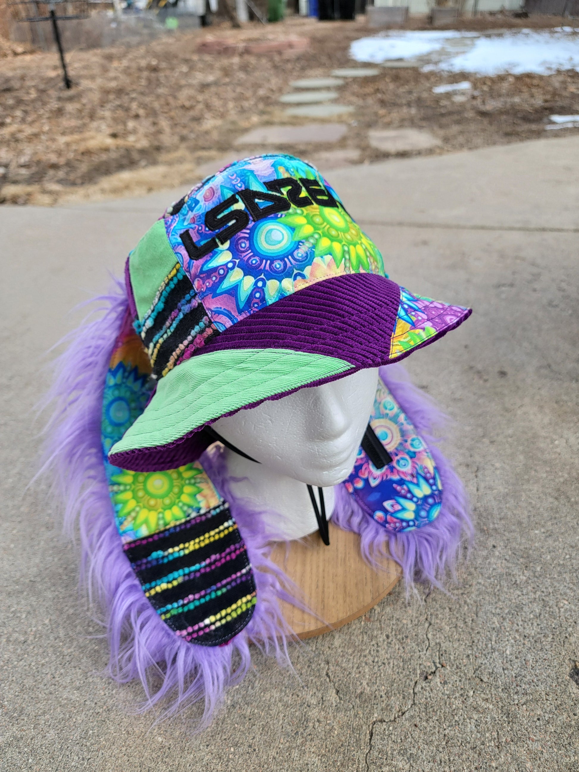 Dream in Color LSDREAM Bunny Bucket - Nothing is as it Seams