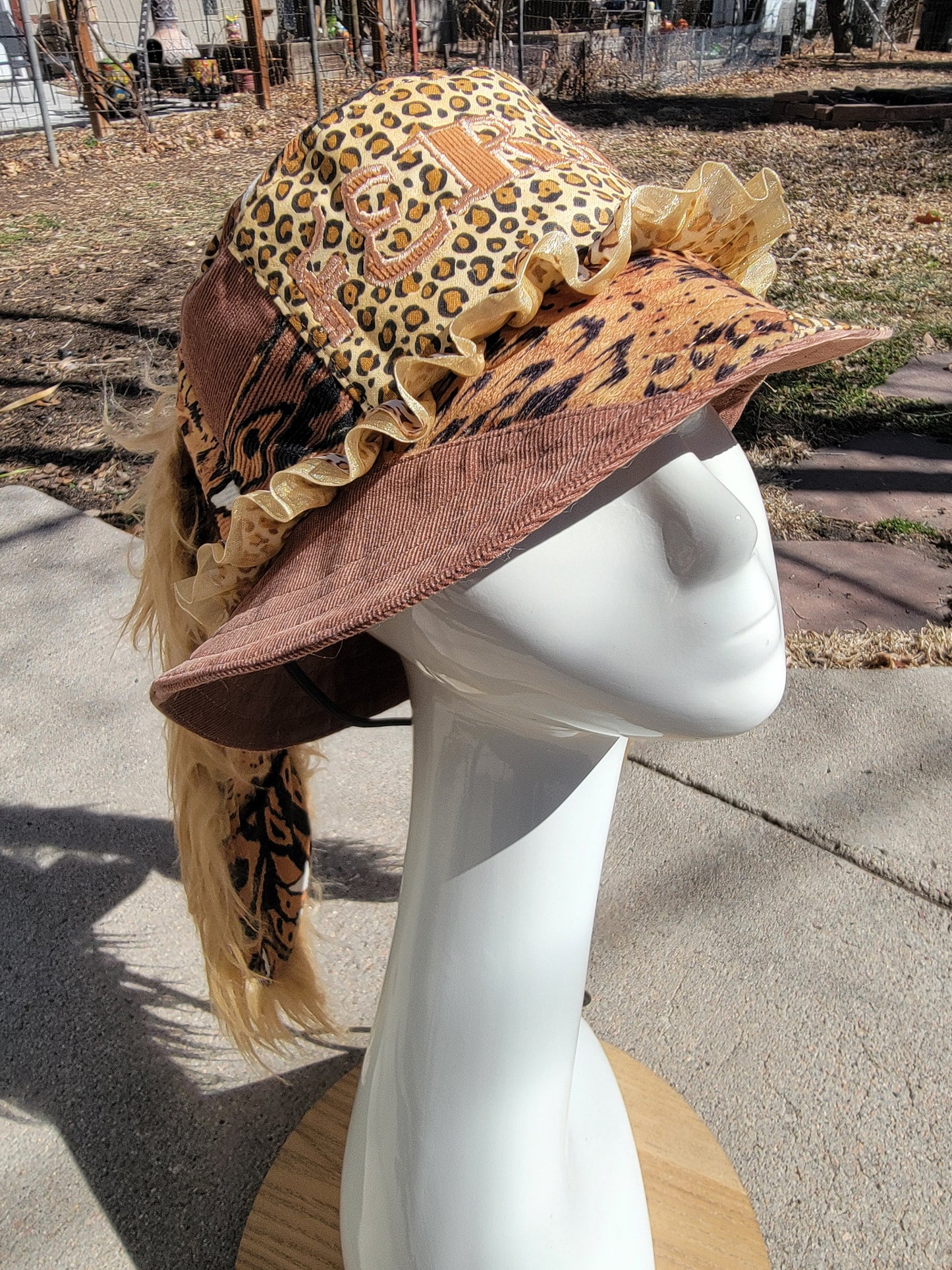 FERAL Bunny Bucket 4 - Nothing is as it Seams