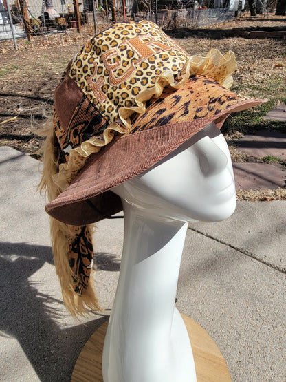 FERAL Bunny Bucket 4 - Nothing is as it Seams