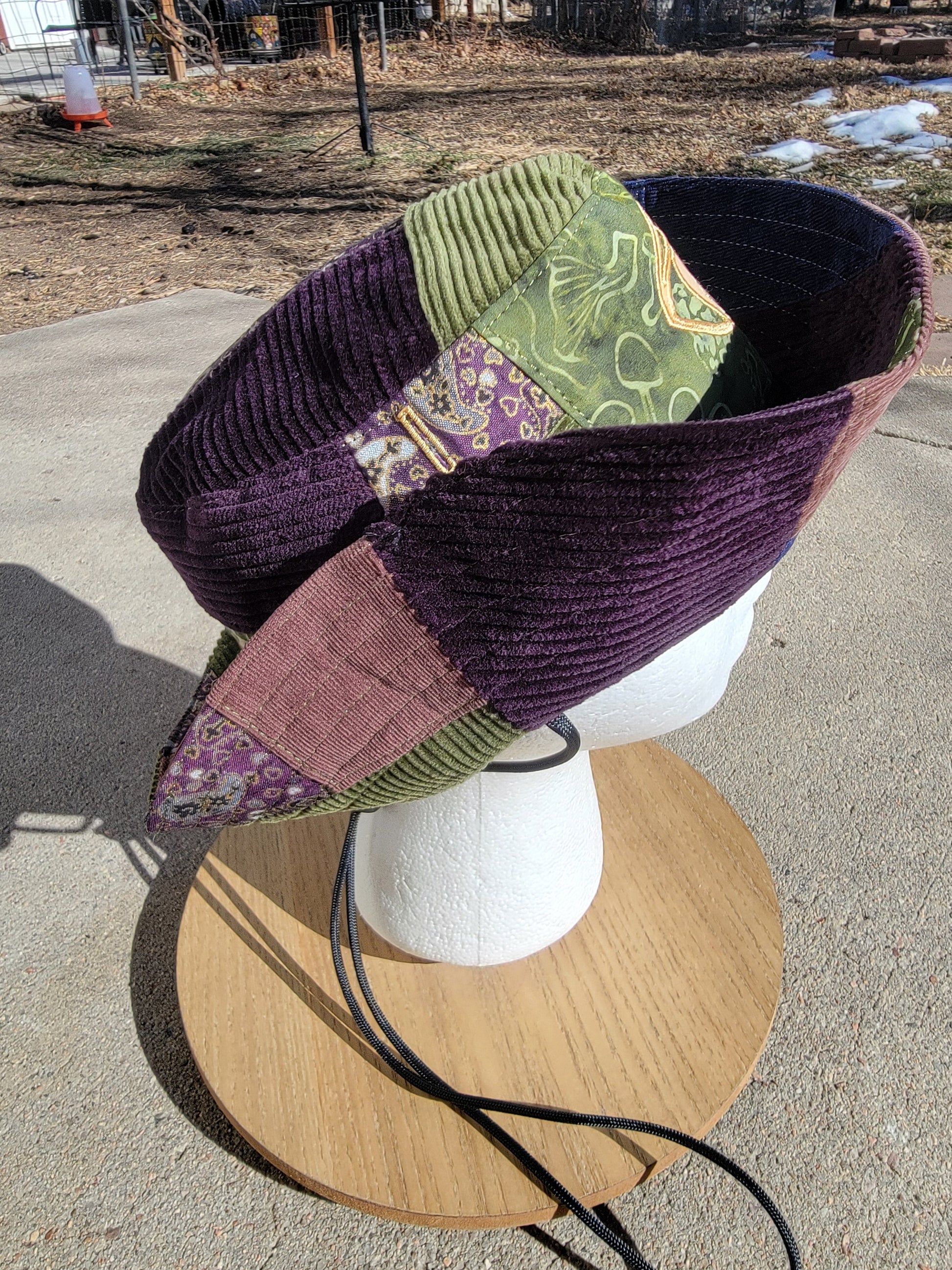 Golden Eye Boonie - Nothing is as it Seams