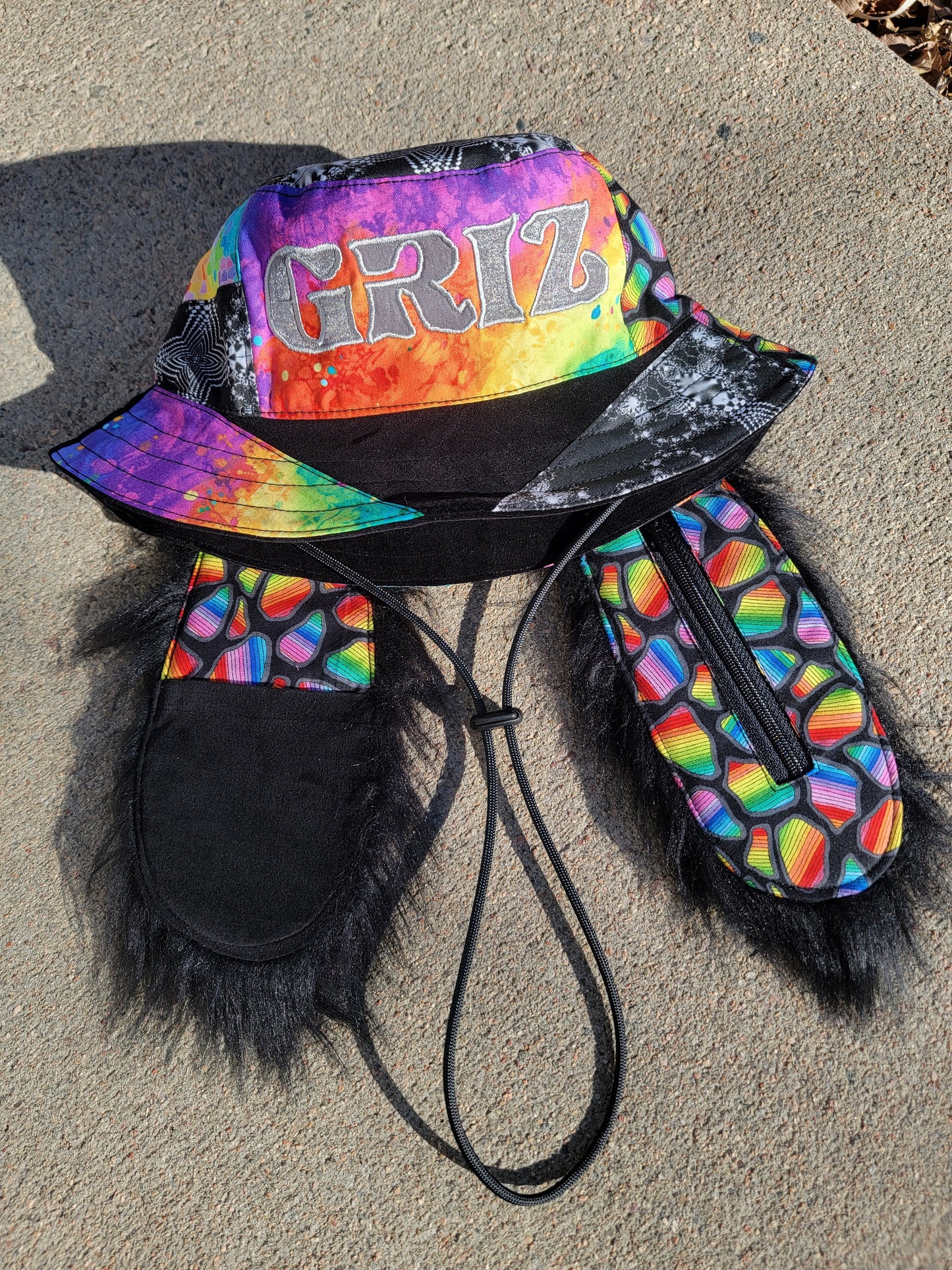 Kaleidoscopic GRIZ Buny Bucket - Nothing is as it Seams