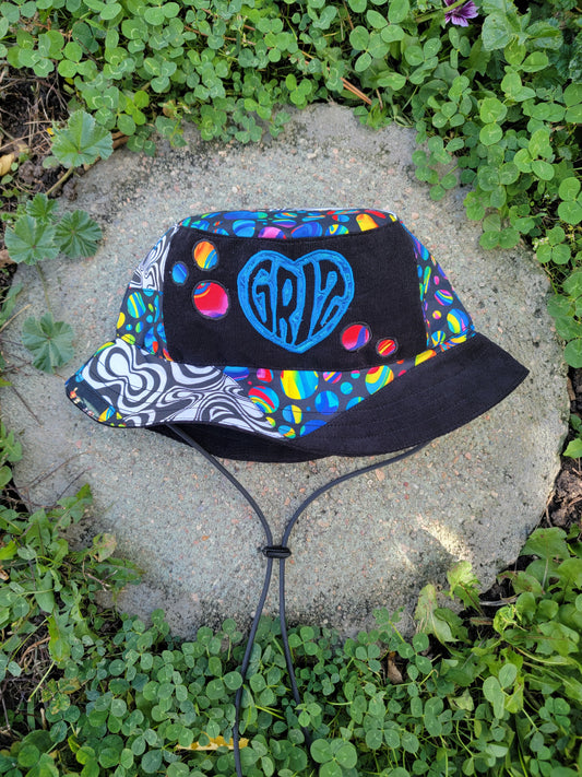 (L) Blue <3 GRIZ Bucket - Nothing is as it Seams