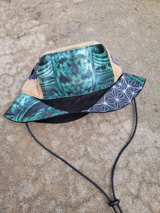 (L) Meganueropsis Bucket Hat - Nothing is as it Seams