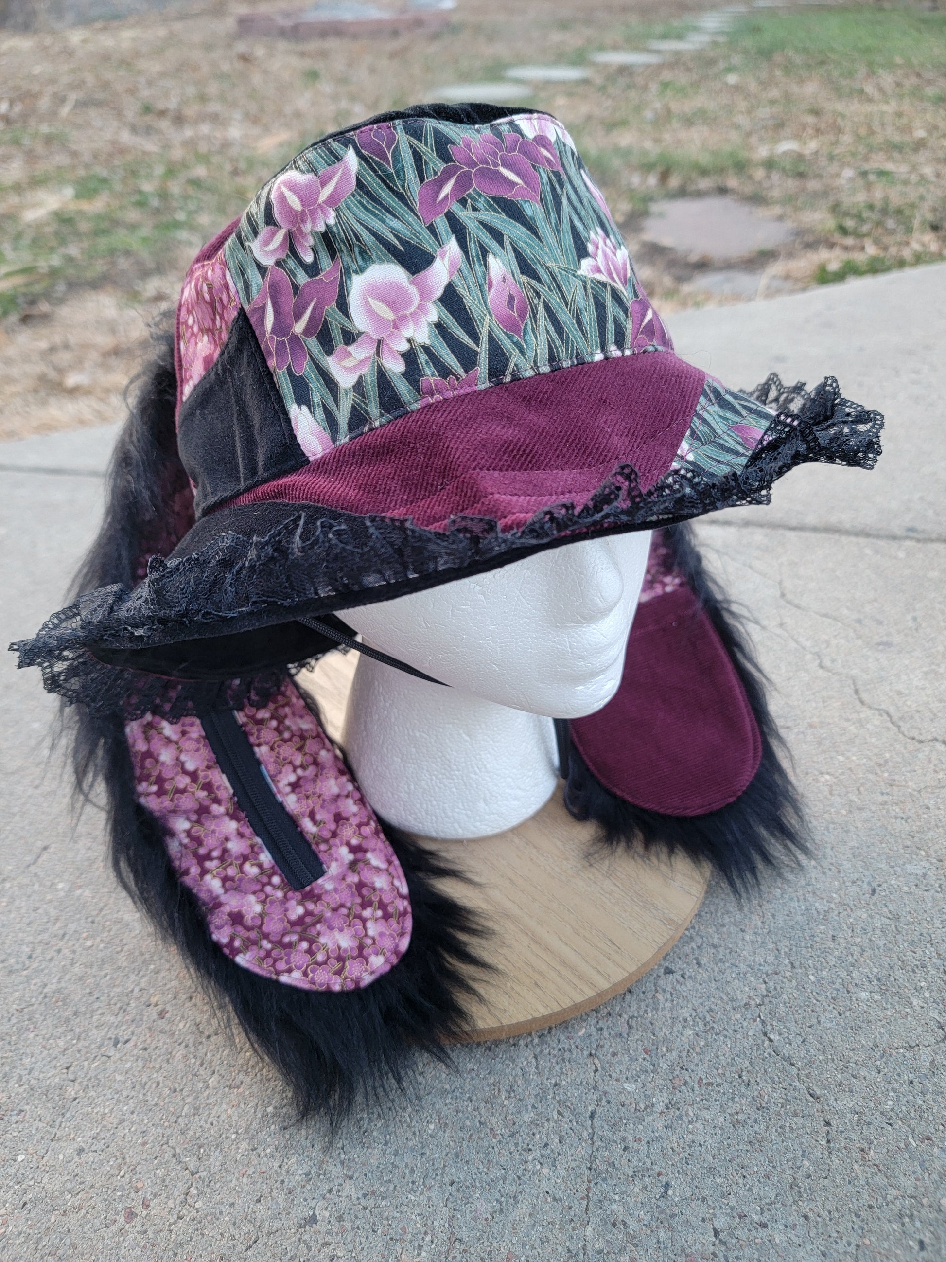 LUXXE Bun 4 - Nothing is as it Seams