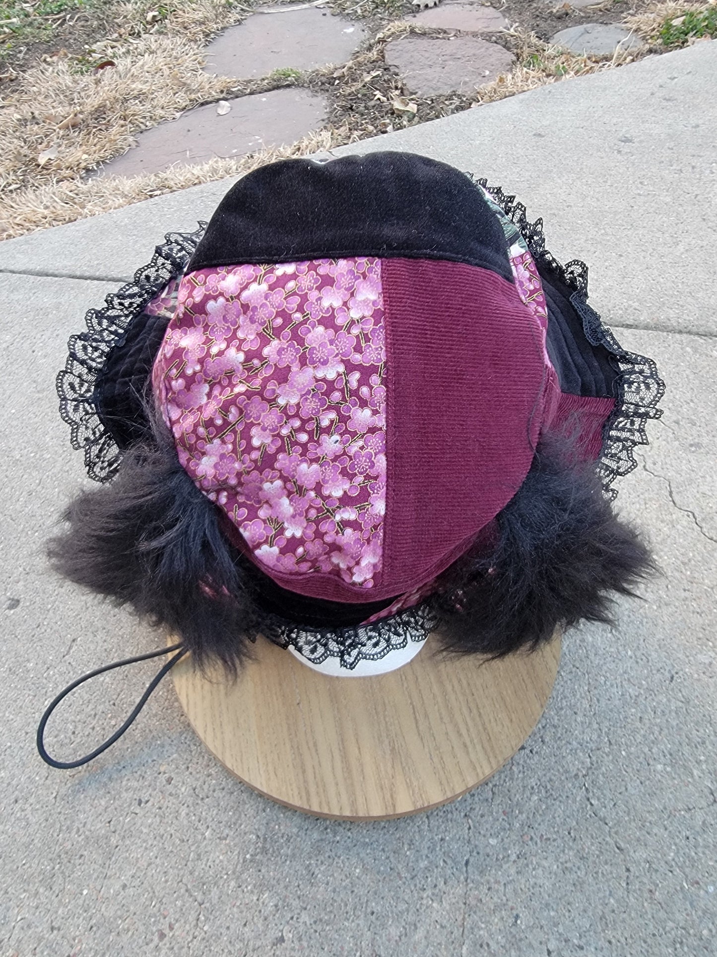 LUXXE Bun 4 - Nothing is as it Seams