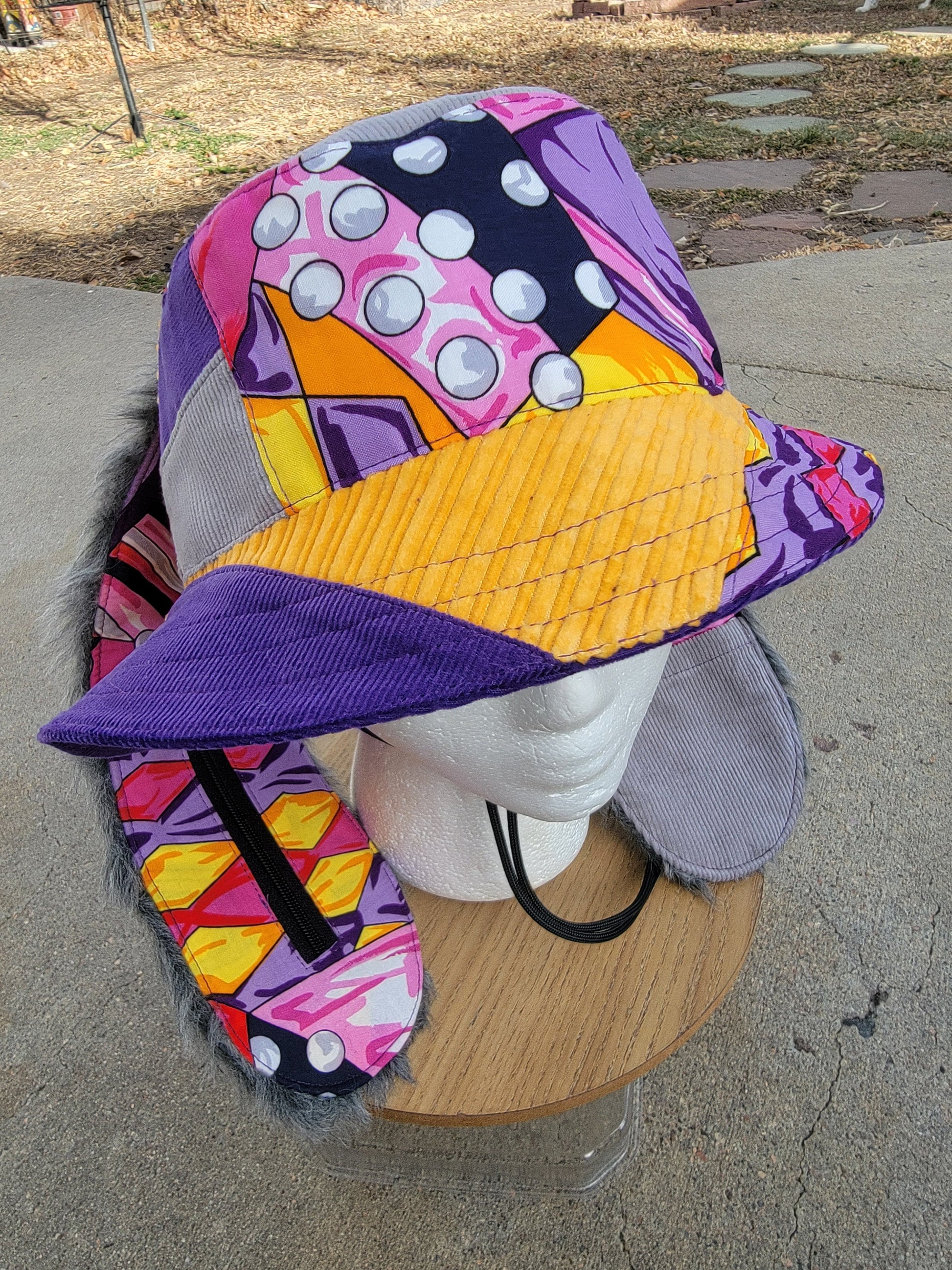 LUXXE Bun 6 - Nothing is as it Seams