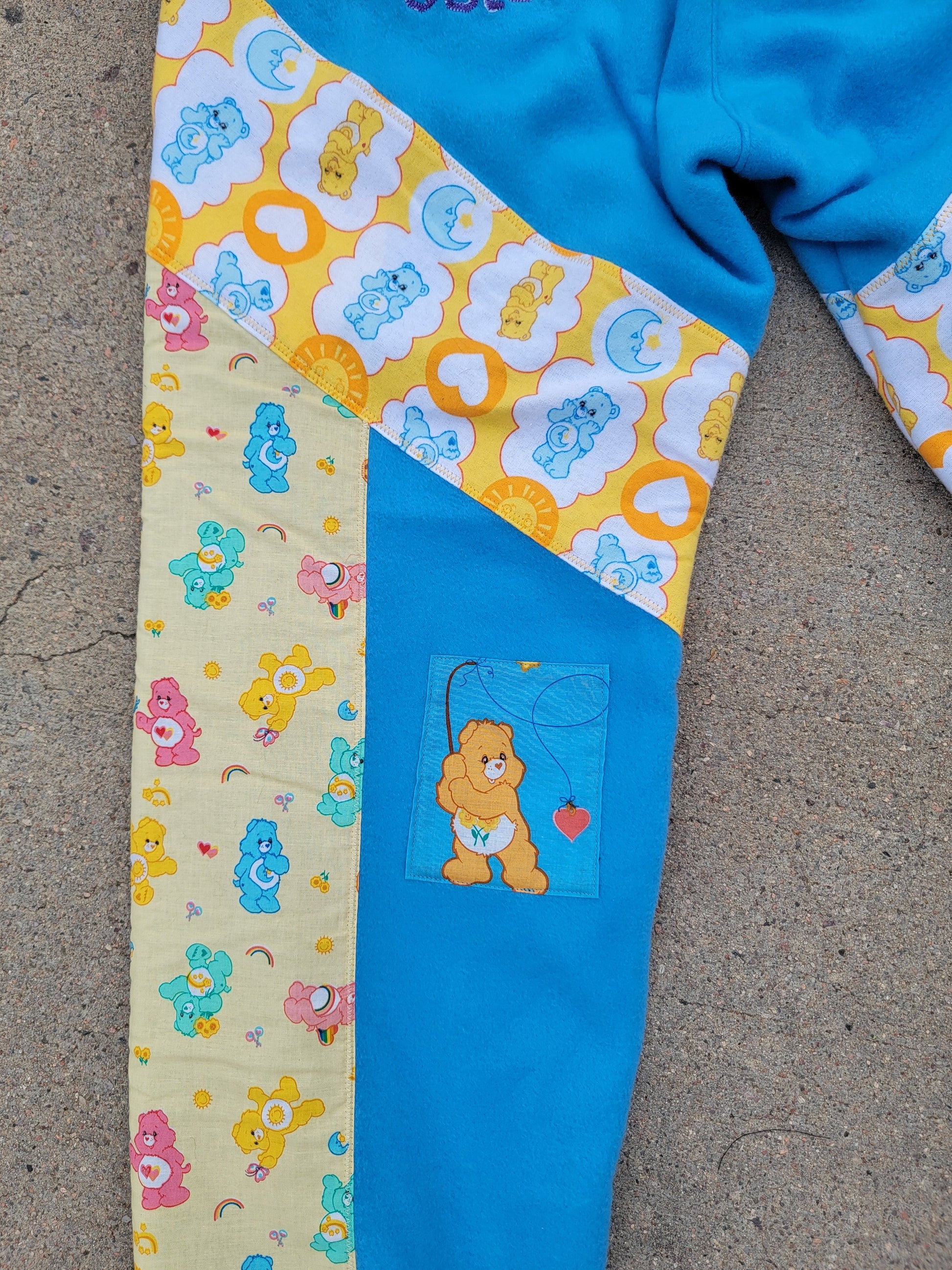 (M) CareBears Sweatpants - Nothing is as it Seams