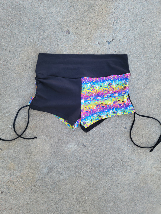 M Cinch Shorts - Nothing is as it Seams