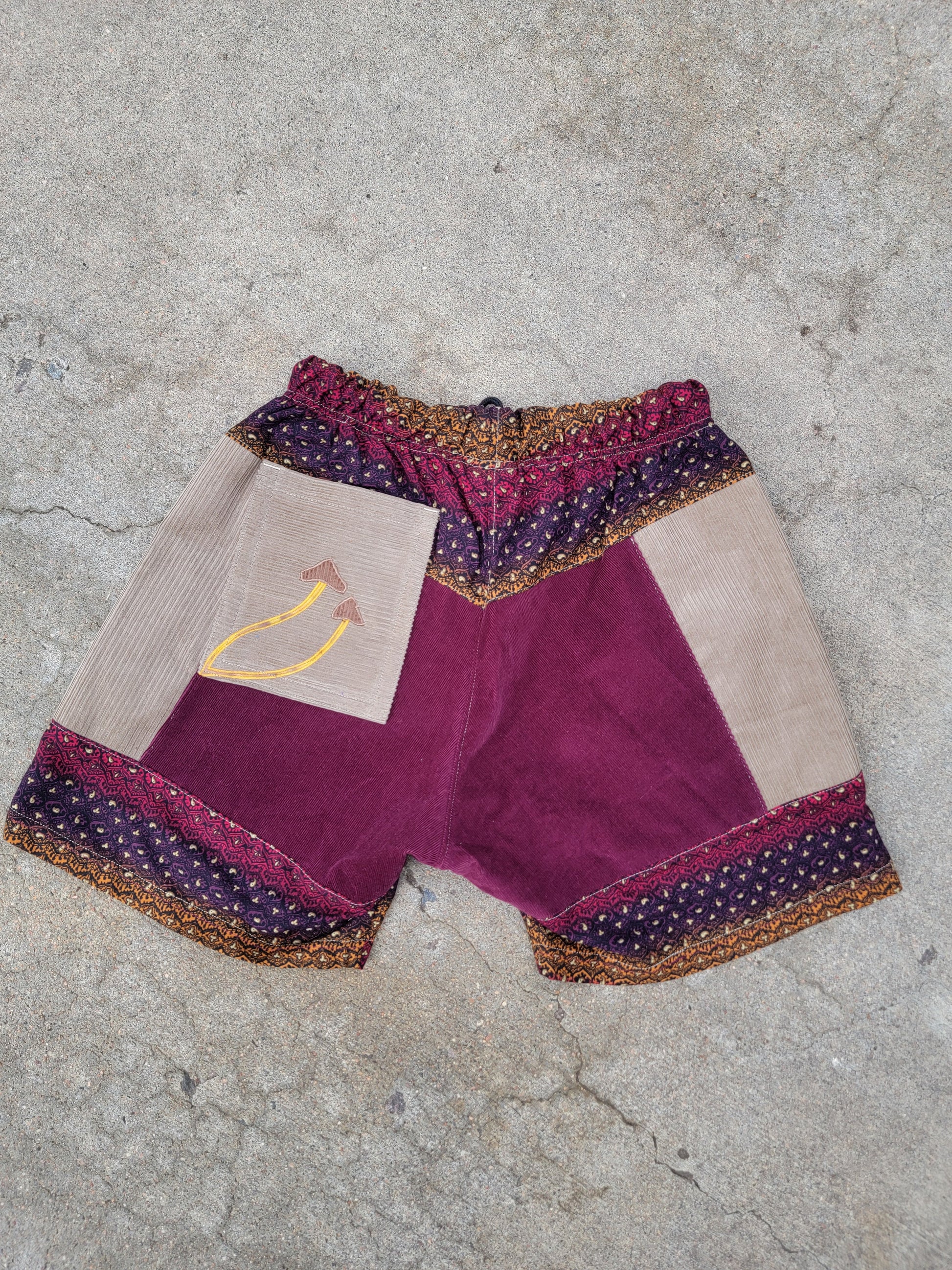 (M) Shroom Shorts - Nothing is as it Seams
