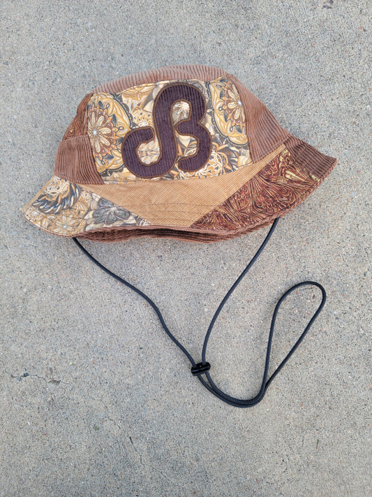 Mandala Magic DB Bucket - Nothing is as it Seams