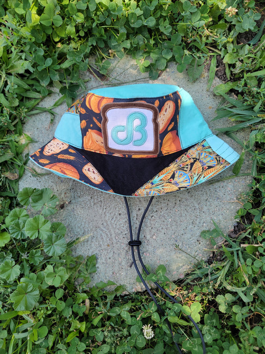 Minty Fresh Loaves DB Bucket - Nothing is as it Seams