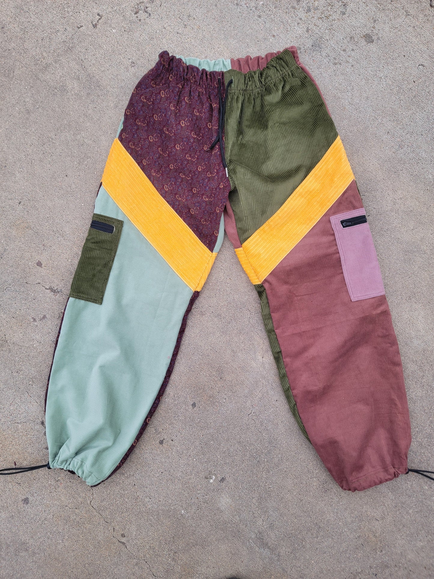 MTO Cargo Pants - Nothing is as it Seams