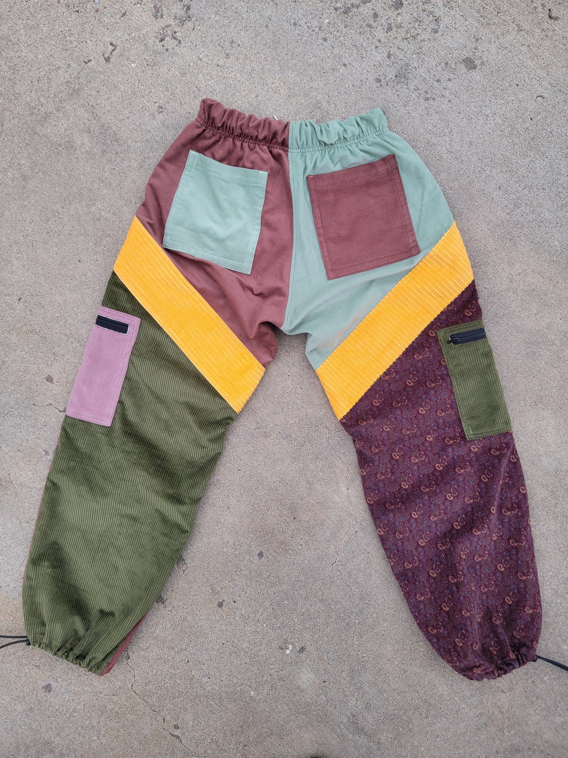 MTO Cargo Pants - Nothing is as it Seams