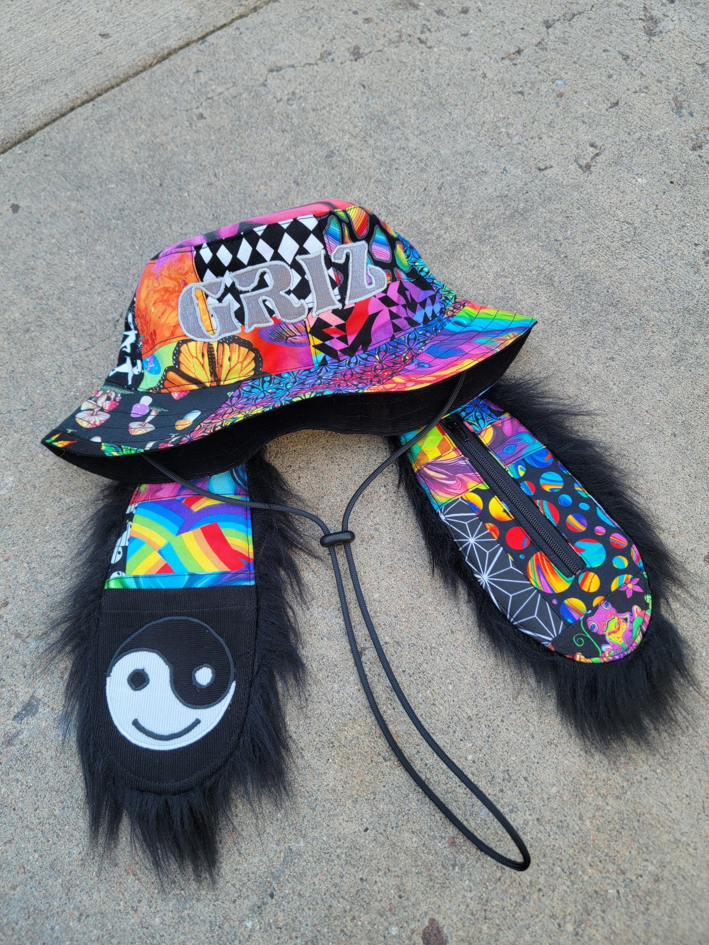 MTO Scrappy Rainbow GRIZ Bun - Nothing is as it Seams