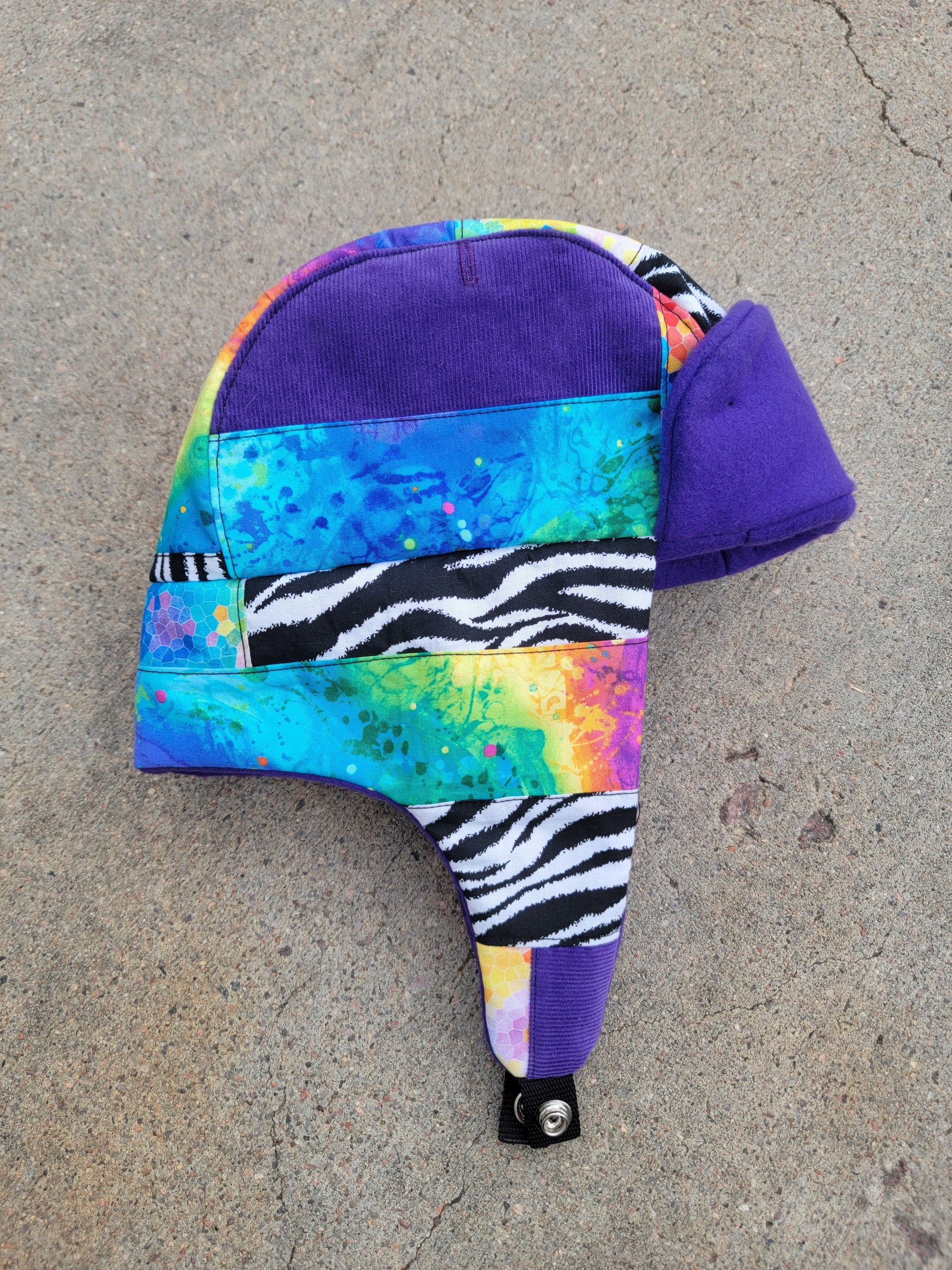 Rainbow Stripe GRIZ Trapper - Nothing is as it Seams