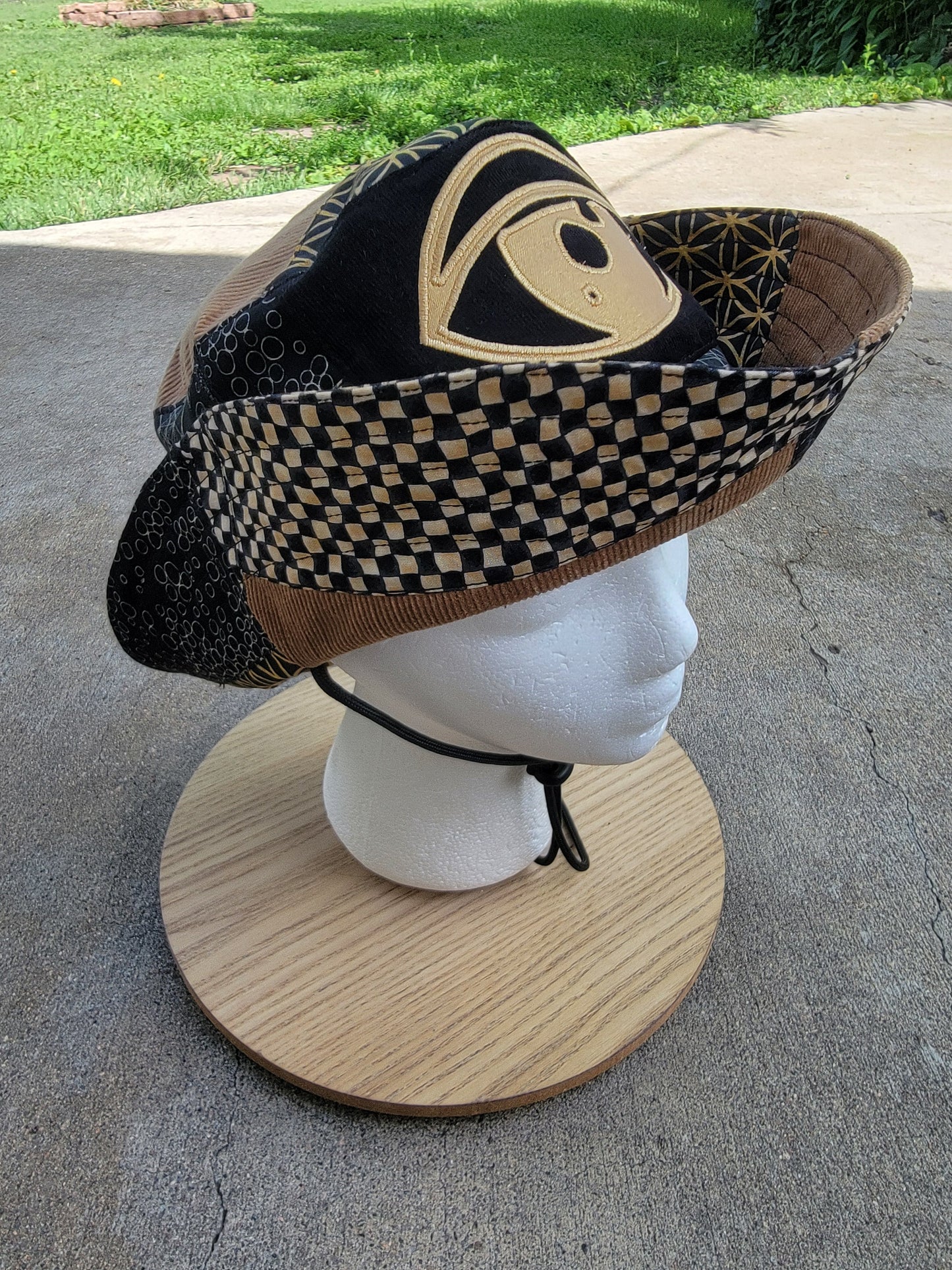 See the Sacred Boonie - Nothing is as it Seams