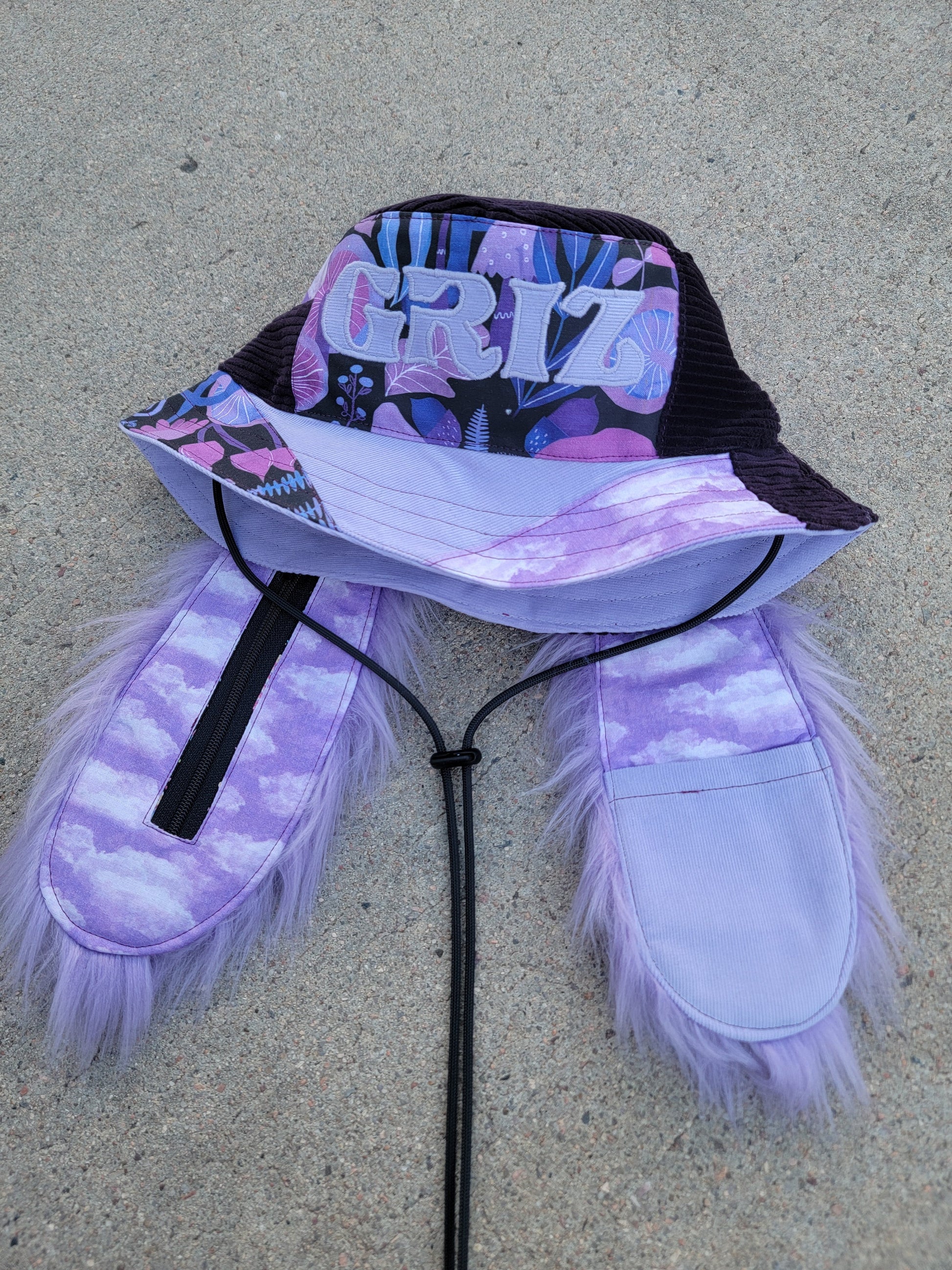 Shroomy Groove GRIZ Bunny - Nothing is as it Seams