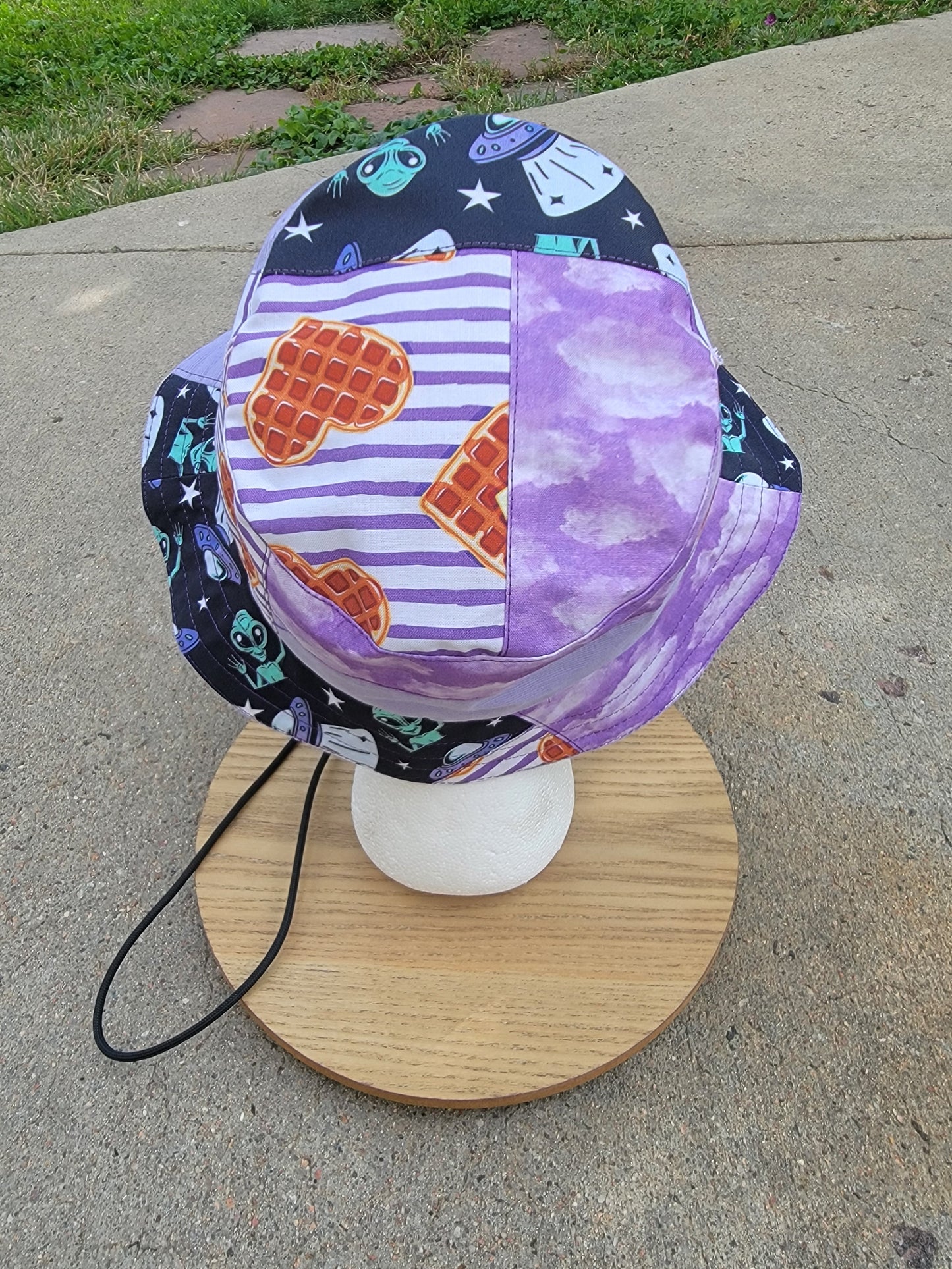 UFO's & Purple Clouds DB Bucket - Nothing is as it Seams