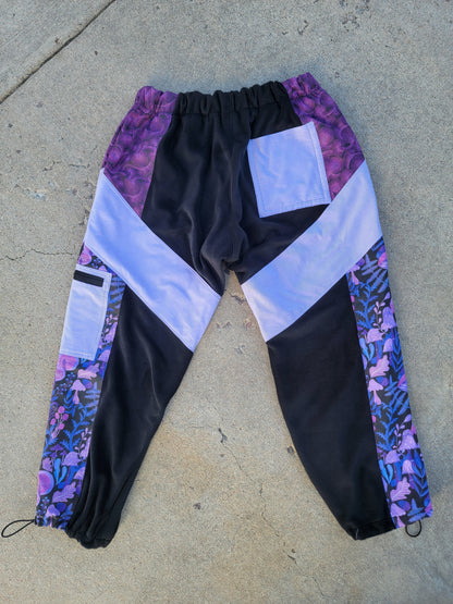 XL Cargo Sweats - Nothing is as it Seams