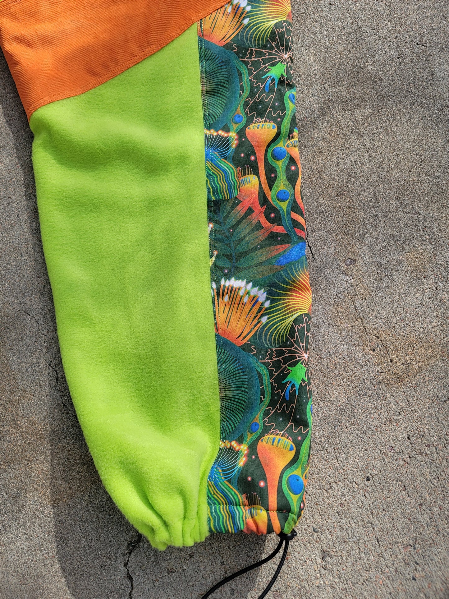 XL Patchwork Cargo Sweats - Nothing is as it Seams